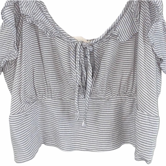 ASOS EMORY PARK Ruffle Crop Pin Cold Shoulder Size Large - Picture 11 of 12